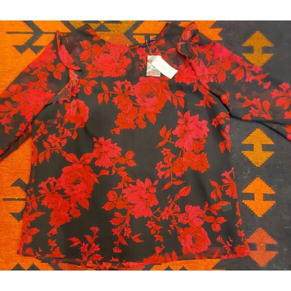 NEW Roz and Ali Plus Size Black and Red Floral Chiffon Top. Ruffles. 1X - Picture 3 of 14